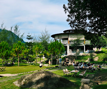 The Qiū Dining